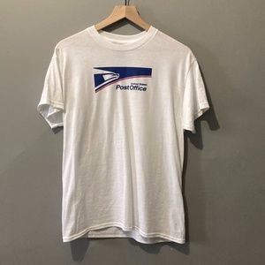 usps white and navy t-shirt